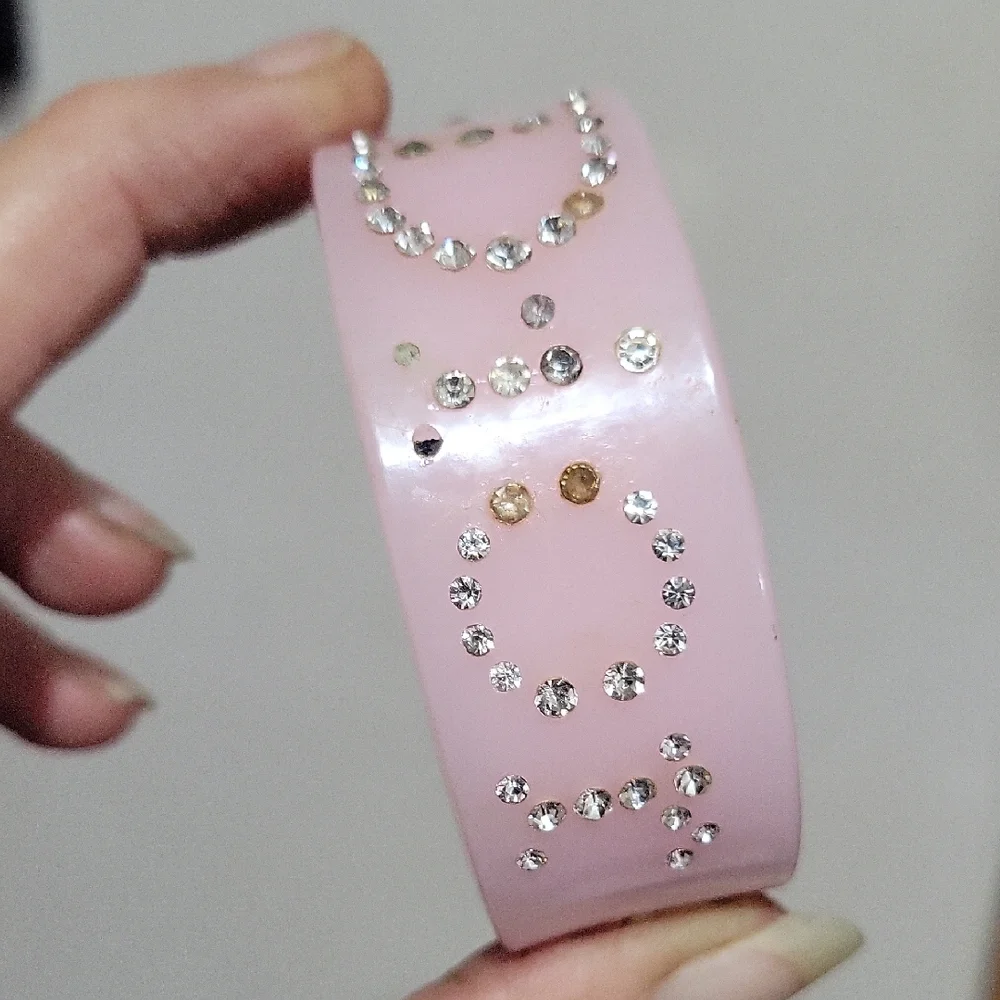 Dior Light Pink Rhinestone Bracelet RRTIRED - Picture 3 of 6